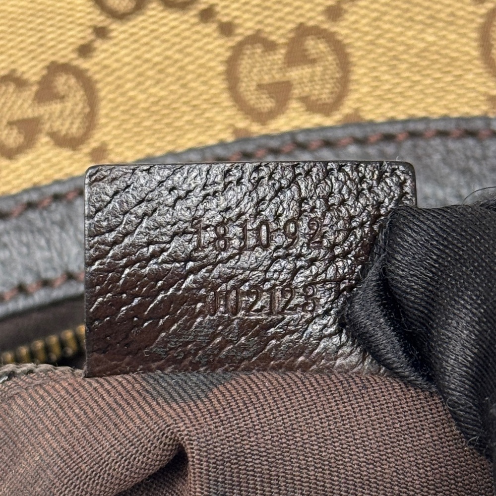 Gucci HalfMoon Brown Crossbody Bag - Picture 14 of 16